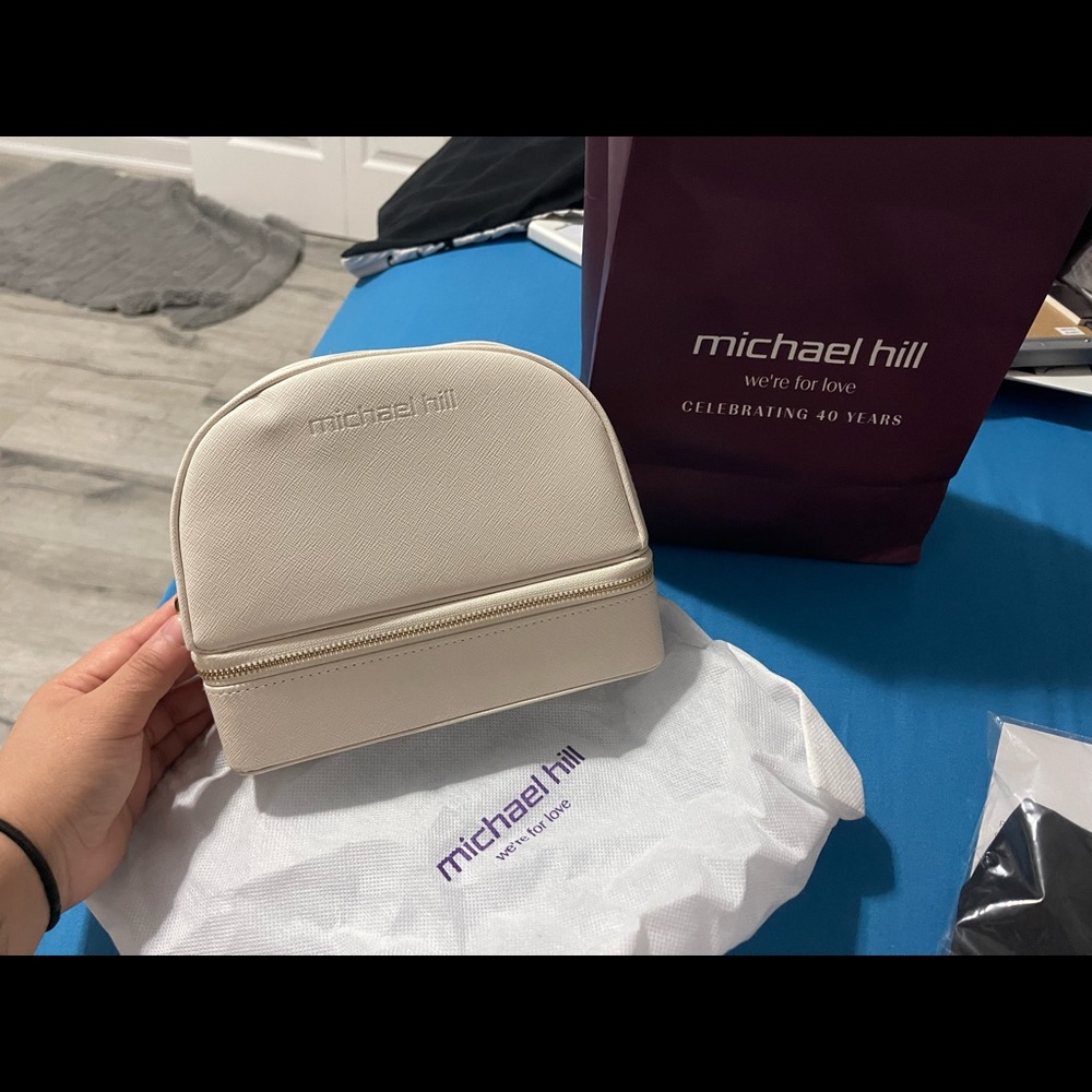 Michael hill jewelry bag.